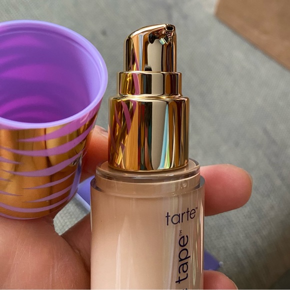 NWT Tarte 34S Face Tape™ Foundation Featherlight Full Coverage Makeup - Picture 15 of 15